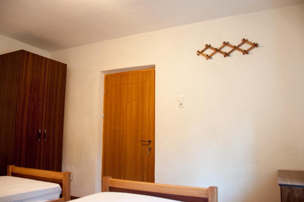 Aste Guesthouse Tropoje Pokój zdjęcie
