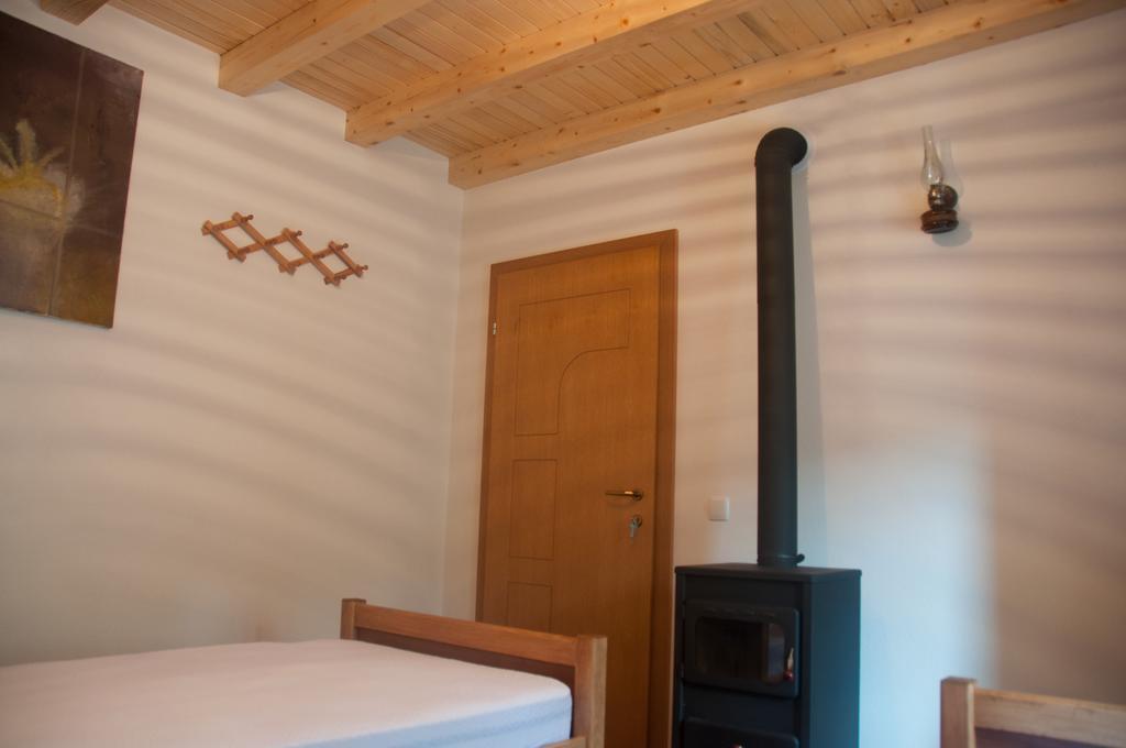 Aste Guesthouse Tropoje Pokój zdjęcie