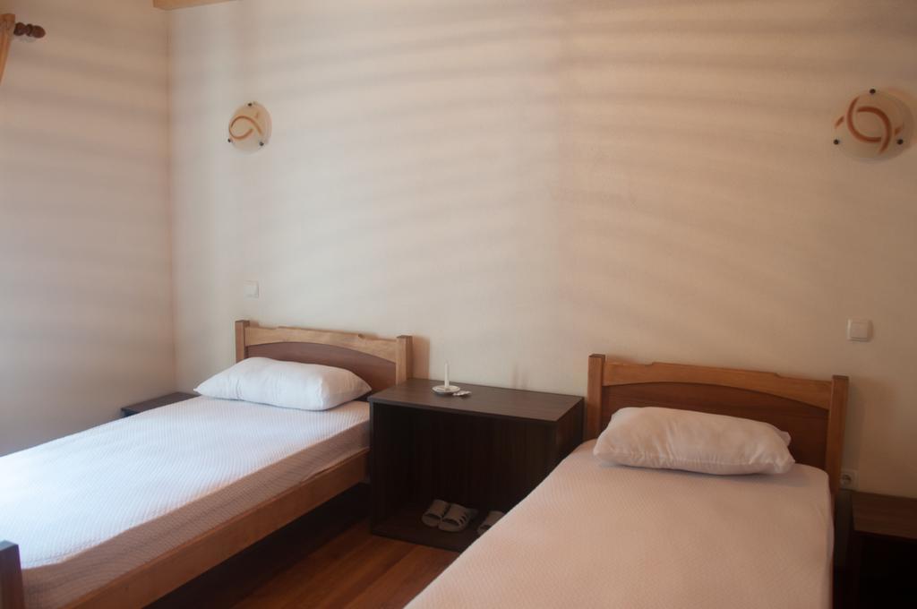 Aste Guesthouse Tropoje Pokój zdjęcie