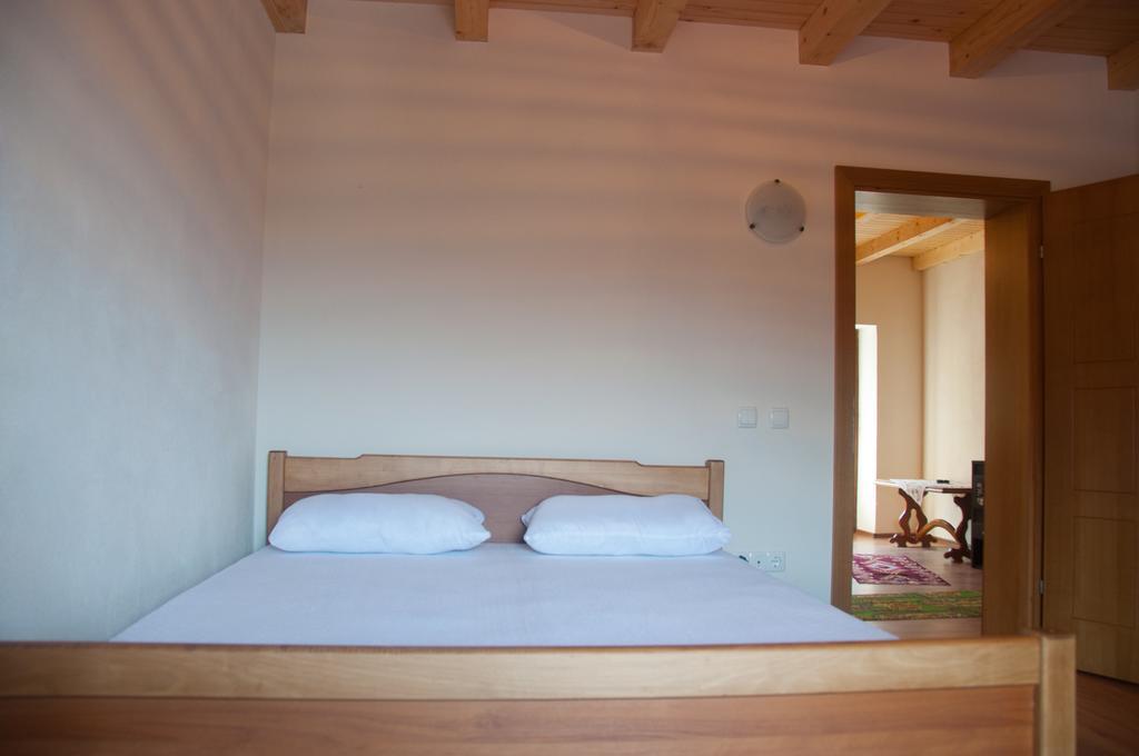 Aste Guesthouse Tropoje Pokój zdjęcie